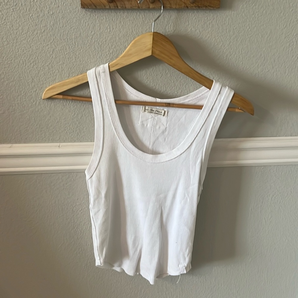 Kate Scoop Tee